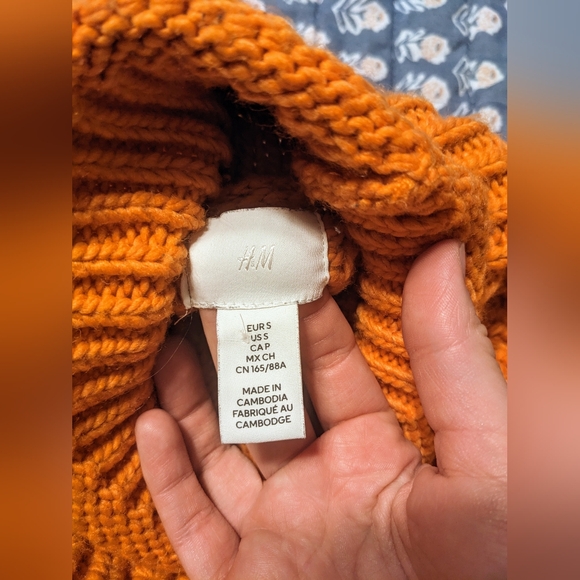 H&M Wool Blend Pumpkin Orange Cropped Turtleneck Sweater sz S - Picture 4 of 8
